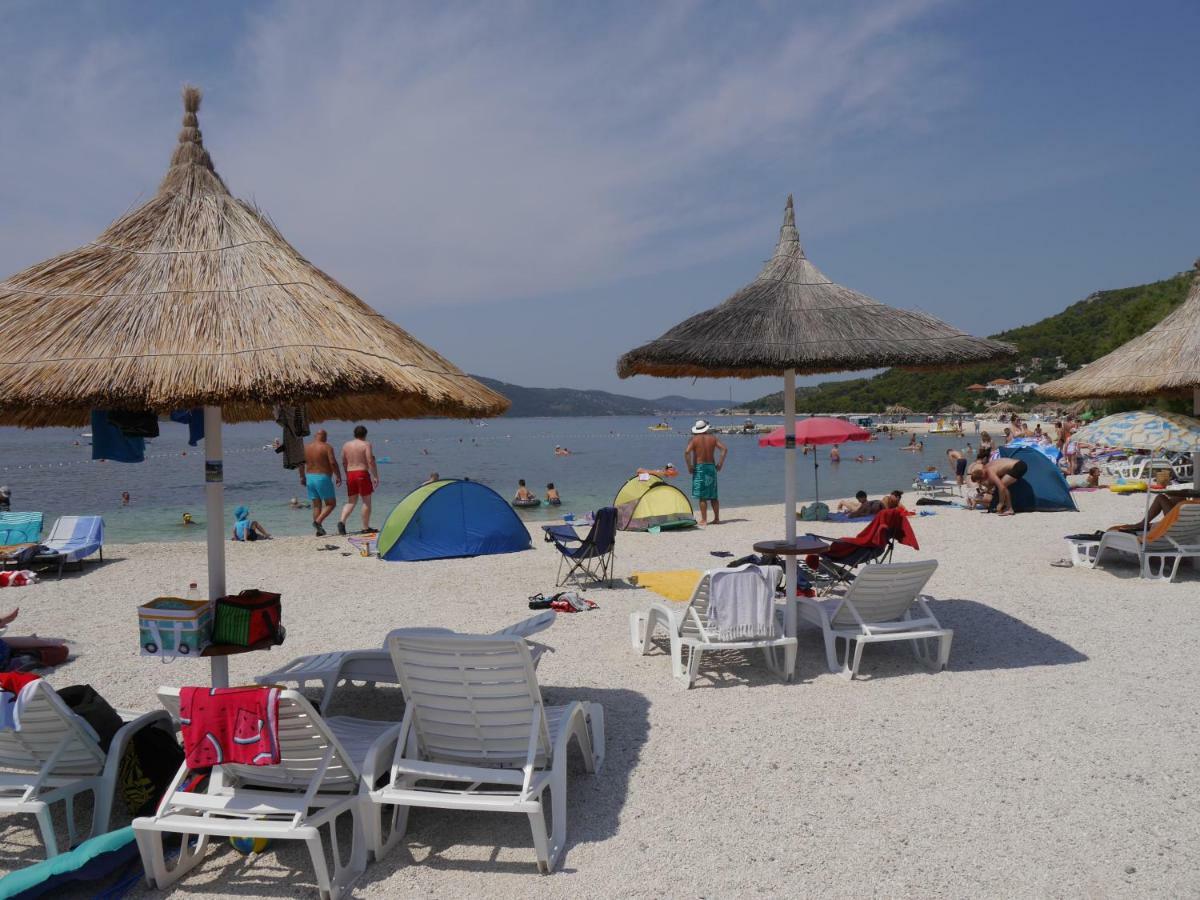 Apartmani Dalmacija Seget Vranjica Exterior photo